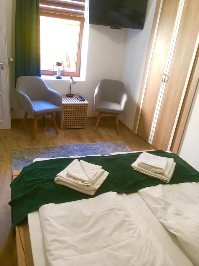 Boróka Apartman Belváros Veszprém Exterior foto
